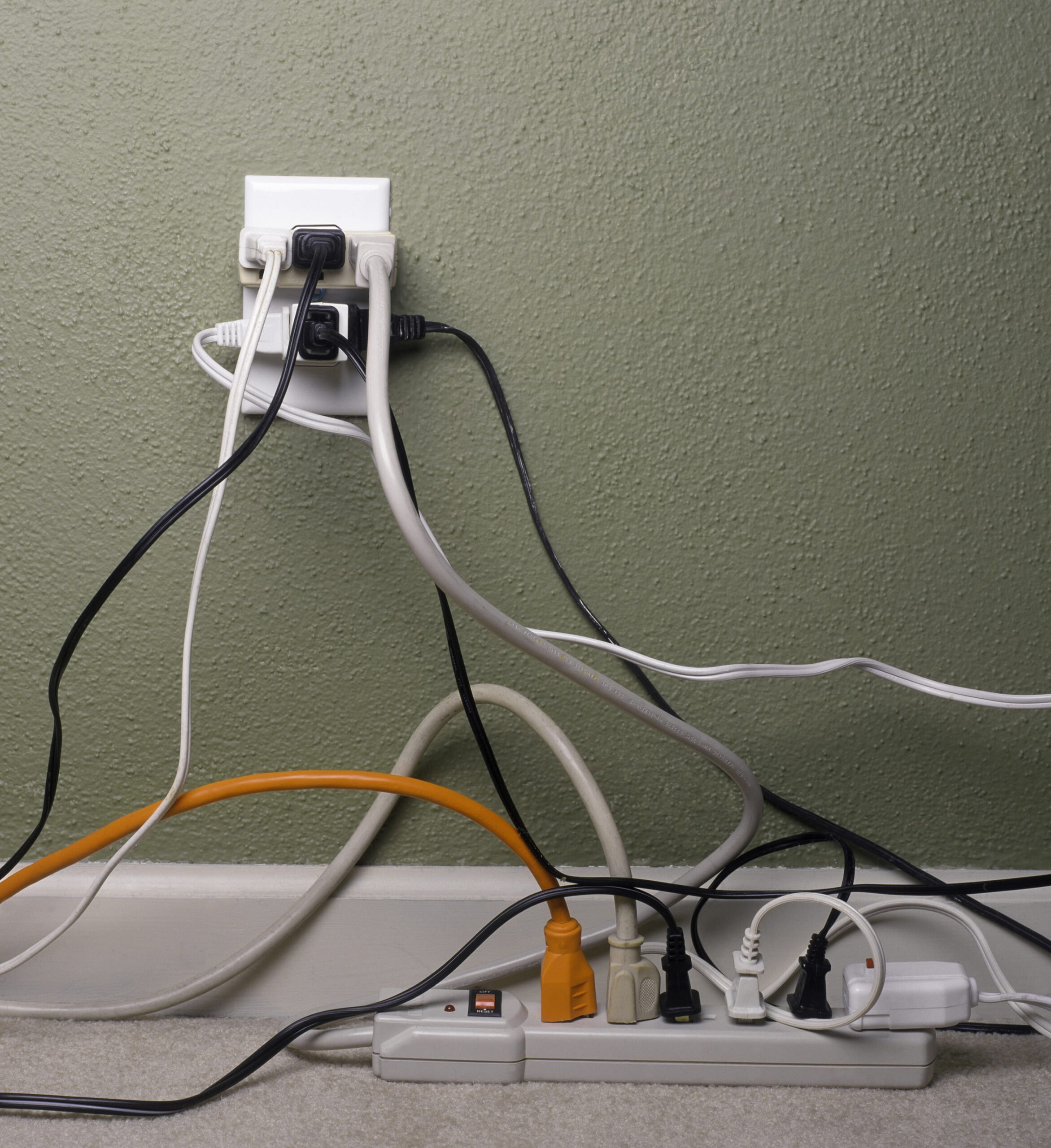 Troubleshoot Faulty Outlets | Rush Electrical Service